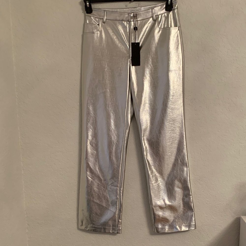 NWT Gianni Bini Metallic Silver Faux Leather Women's Pants Size 30